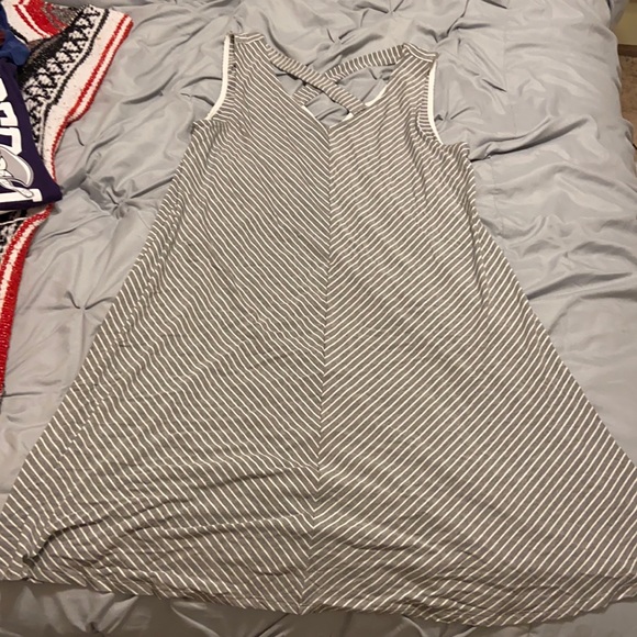 Grey and white dress, size L - Picture 1 of 1